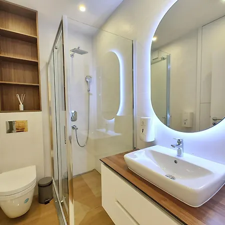 Magnet Apartment *