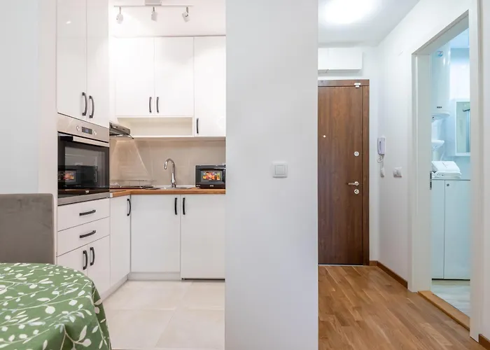 Magnet アパート ズラティボール